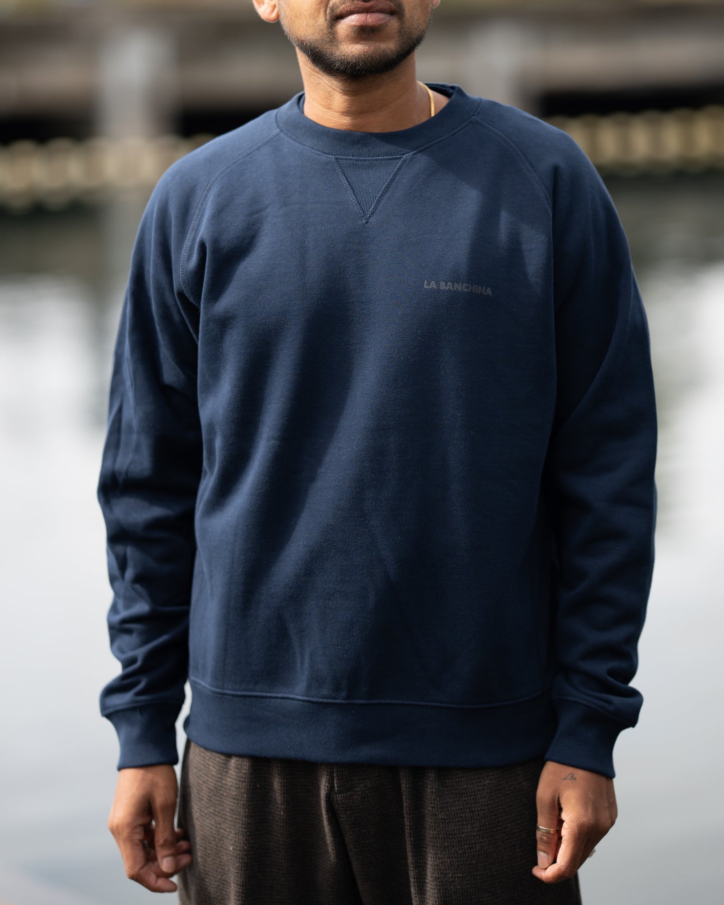 NAVY SWEATER