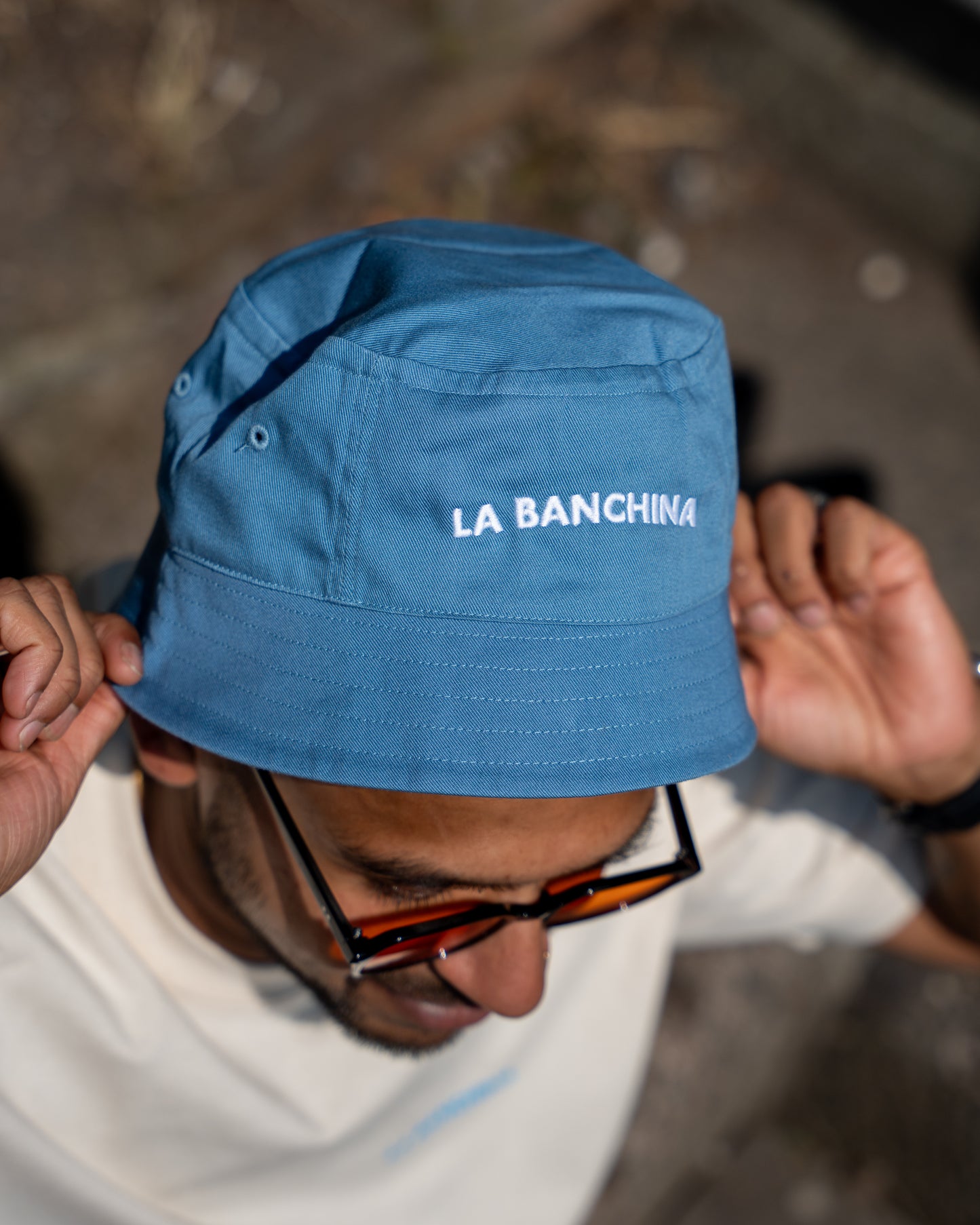 BLUE BUCKET HAT