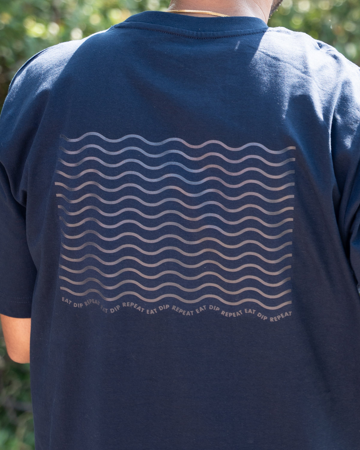 NAVY T-SHIRT